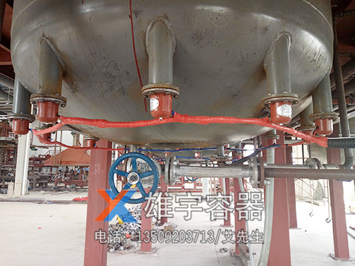東（dōng）莞（wǎn）大型（xíng）儲油罐